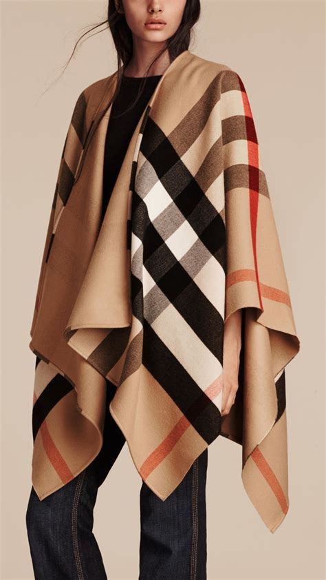 burberry poncho personalised|poncho di burberry donna.